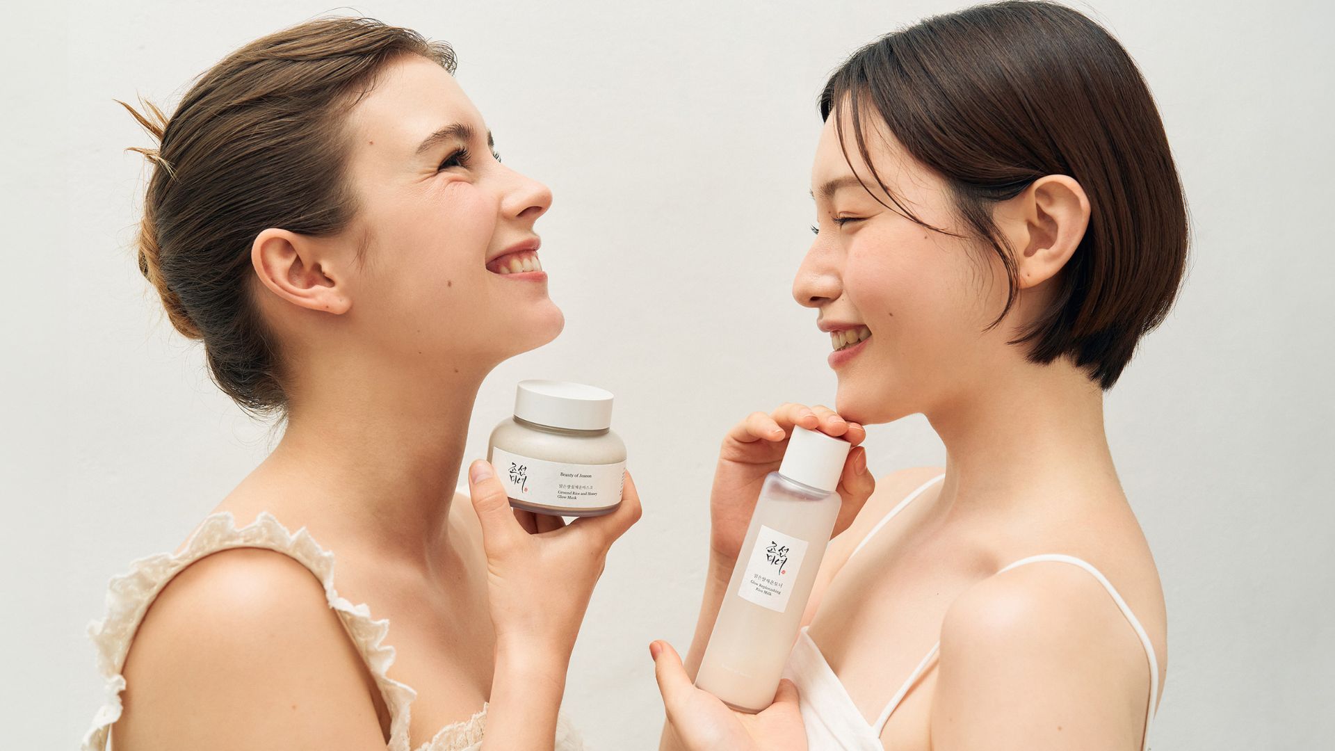 Fenomén Glass Skin: Potřebuješ k zářivosti 10 kroků?